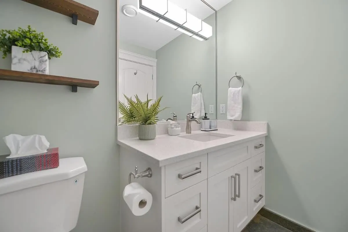 Holiday home Mount Finlayson View Villa Victoria Canada